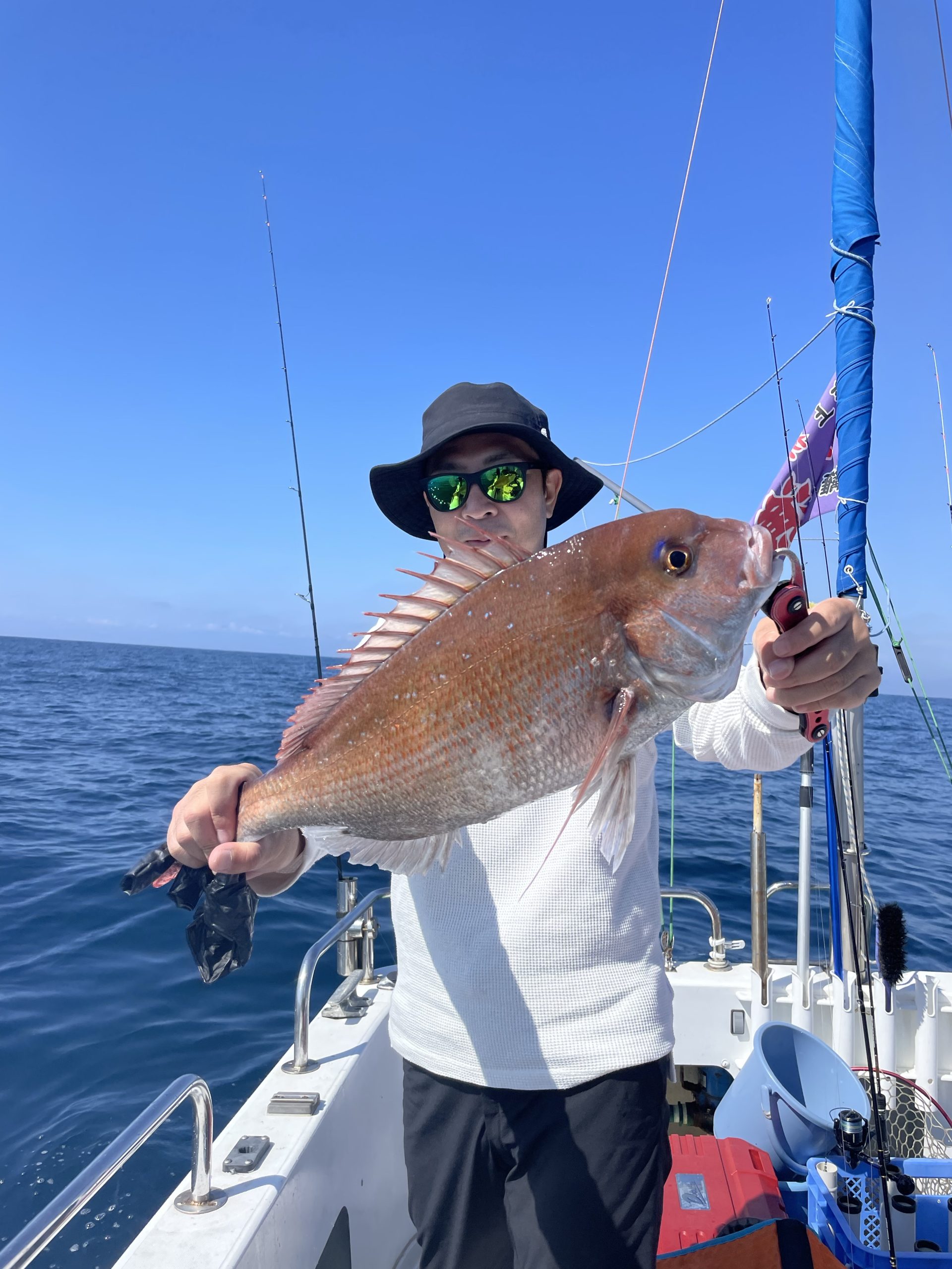 宮城県 仙台市 塩竈市 亘理沖 ルアー船 釣り船 ジギング ライトジギング スーパーライトジギング ｓｌｊ マダイ 真鯛 青物 ワラサ タチウオ 仙台湾ルアー船 Showtime 塩釜港から出港 初心者から上級者まで気軽に楽しめる釣り船です